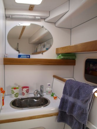 Salle de bain tribord